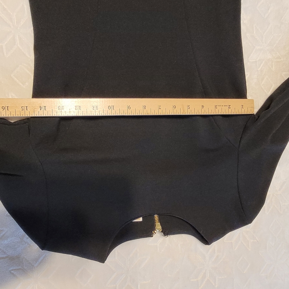 Michael Kors Longsleeve Little Black Dress Back Zip Closure Zip Pockets Size 4 - Picture 6 of 13
